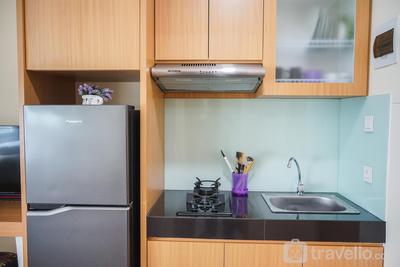 Apartemen B Residence - Cozy and Lovely Studio Apartment at B Residence By Travelio