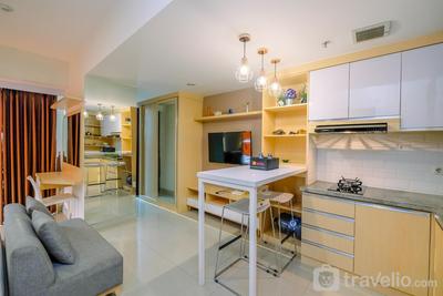 Modern and Spacious Studio with City View Grand Kamala Lagoon Apartment By Travelio