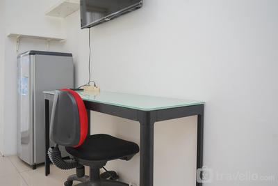 Apartemen Baileys - Comfort and Cozy Stay Studio Room at Baileys Apartment By Travelio