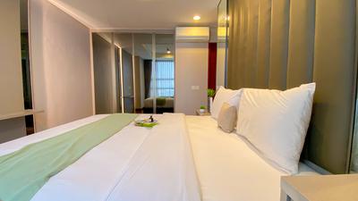Apartemen The Kencana Residence - Spacious and Homey 2BR Apartment with Private Lift at The Kencana Residence By Travelio