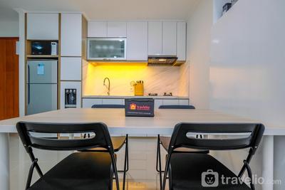 Apartemen Sudirman Park - Gorgeous 3BR at Sudirman Park Apartment near LSPR By Travelio