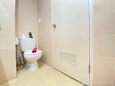 Apartemen Parahyangan Residence - Homey and Clean 1BR Apartment at Parahyangan Residence By Travelio