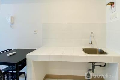 Apartemen Tokyo Riverside PIK 2 - Studio Semi Furnished with AC at 26th Floor Tokyo Riverside PIK 2 Apartment By Travelio