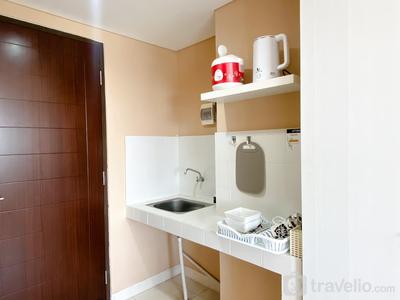 Apartemen Elvis Tower - Homey and Cozy Living Studio (No Kitchen) Elvis Tower Apartment By Travelio