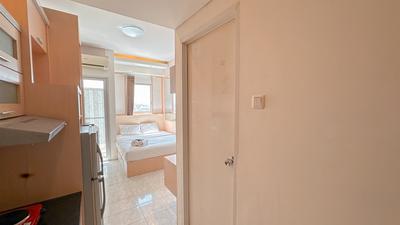 Apartemen Puri Mas - Serene and Comfy Studio at Puri Mas Apartment By Travelio