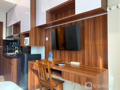 Apartemen Capitol Park Residence - Modern and Comfort Studio Room Apartment at Capitol Park Residence By Travelio