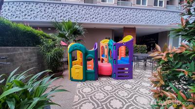 Apartemen Baileys - Comfort and Cozy Stay Studio Room at Baileys Apartment By Travelio