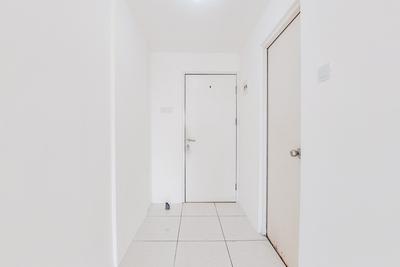 Apartemen Skylounge Tamansari - Best Unfurnished Studio (No Kitchen) with AC Skylounge Tamansari Apartment By Travelio