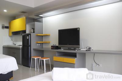 Apartemen Beverly Dago - Scenic Studio Apartment at Beverly Dago near ITB By Travelio