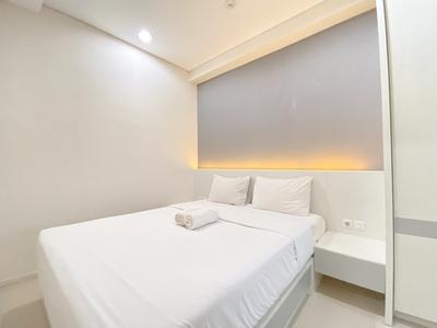 Modern Abode 2BR Apartment at Parahyangan Residence By Travelio