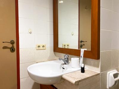 Apartemen Batavia Benhil - Good Deal and Comfortable 2BR Batavia Benhil Apartment By Travelio