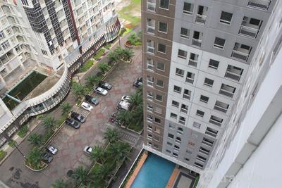 Apartemen Grand Dhika City Jatiwarna - Homey and Comfort 1BR at Grand Dhika City Jatiwarna Apartment By Travelio