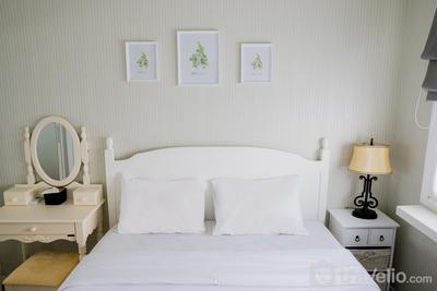 Apartemen Parahyangan Residence - Elegant 1BR Apartment Parahyangan Residence with Mountain View By Travelio