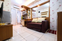 Green Bay Pluit 2BR Apartment With Direct Access To Shopping Center By Travelio