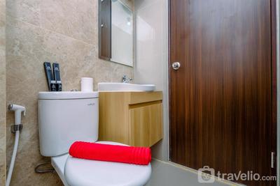 Apartemen Transpark Cibubur - Modern Look and Comfortable 2BR at 17th Floor Transpark Cibubur Apartment By Travelio