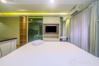 Apartemen Amethyst - Elegant and Comfy Studio Amethyst Apartment By Travelio