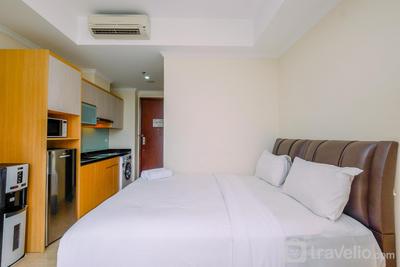 Best Deal and Comfy Studio at Menteng Park Apartment By Travelio