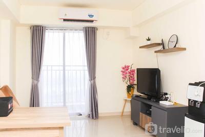 Apartemen Meikarta - Nice and Comfort 2BR Apartment at Meikarta By Travelio