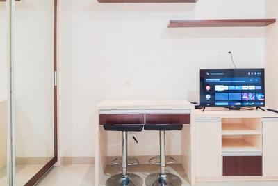Apartemen Paramount Skyline - Cozy and Minimalist Studio Paramount Skyline Apartment By Travelio