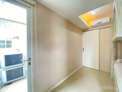 Apartemen Parahyangan Residence - Nice and Cozy 2BR Apartment at Parahyangan Residence By Travelio