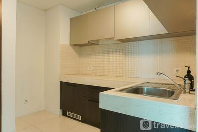 Apartemen St. Moritz Puri - Unfurnished 2BR with AC at 7th Floor St. Moritz Apartment with City View By Travelio