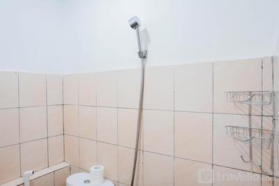 Apartemen Green Pramuka City - Nice and Spacious 2BR Green Pramuka City Apartment By Travelio