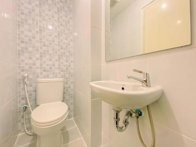 Apartemen Tokyo Riverside PIK 2 - Restful Studio Unfurnished with AC at Tokyo Riverside PIK 2 Apartment By Travelio