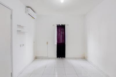 Apartemen Aeropolis Residence - Unfurnished Studio Apartment with AC Aeropolis Residence near Soetta Airport By Travelio
