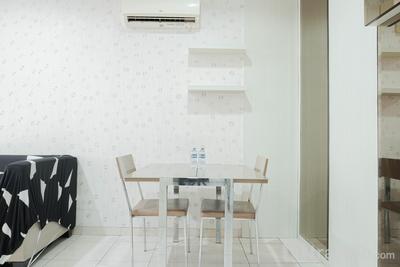 Apartemen Gardenia Boulevard - 2BR Spacious Nice Gardenia Boulevard Apartment By Travelio