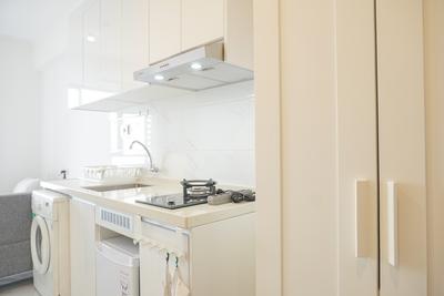 Apartemen Sky House Alam Sutera - Homey and Well Furnished Studio Sky House Alam Sutera Apartment By Travelio