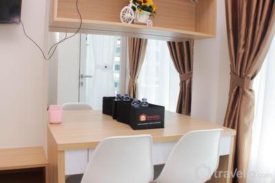 Apartemen Grand Kamala Lagoon - Restful and Elegant Studio at Grand Kamala Lagoon Apartment By Travelio