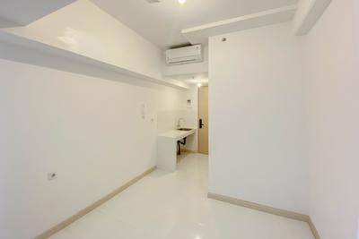 Studio Unfurnished with AC at 8th Floor Tokyo Riverside PIK 2 Apartment By Travelio