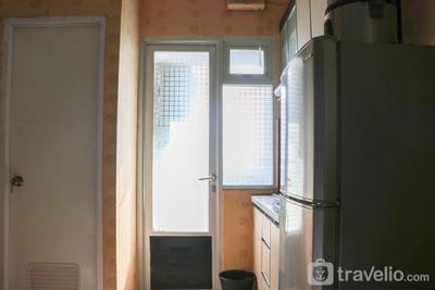 Apartemen Grand Emerald - Cozy Stay Studio Room Grand Emerald Apartment By Travelio