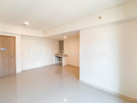 Apartemen Meikarta District 1 - Spacious Unfurnished 3BR with AC at Meikarta Apartment By Travelio