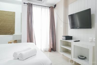 Apartemen The Nest Puri - Homey and Comfy Studio at The Nest Puri Apartment By Travelio