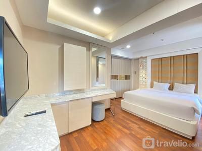 Apartemen Parahyangan Residence - Luxurious 2BR Apartment at Parahyangan Residence By Travelio