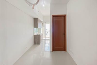Apartemen Vittoria Residence - Unfurnished Good 1BR with AC Apartment at Vittoria Residence By Travelio