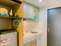 Apartemen Park View Condominium - Minimalist and Homey Studio at Park View Condominium Apartment By Travelio