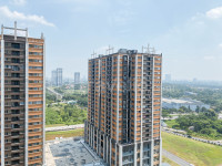 Apartemen Meikarta District 1 - Spacious Unfurnished 3BR with AC at Meikarta Apartment By Travelio