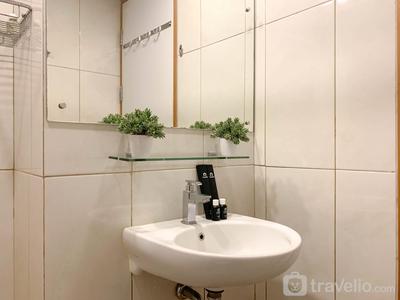 Apartemen The Nest Puri - Comfy and Cozy Design Studio Room The Nest Puri Apartment By Travelio