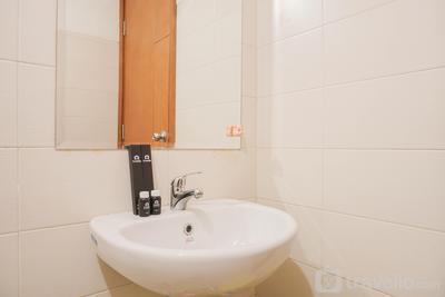 Apartemen Woodland Park Residence - Comfort 1BR Apartment with Study Room at Woodland Park Residence By Travelio