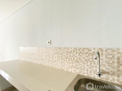 Apartemen Enviro - Unfurnished Studio with AC at 10th Floor at Enviro Apartment By Travelio