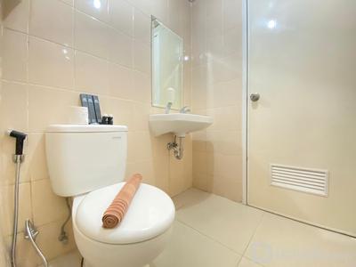 Apartemen Parahyangan Residence - Nice and Cozy 2BR Apartment at Parahyangan Residence By Travelio