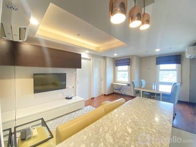 Apartemen Parahyangan Residence - Luxurious 2BR Apartment at Parahyangan Residence By Travelio