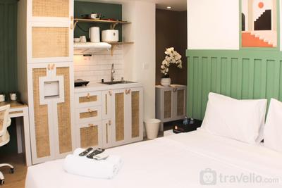 Apartemen Meikarta - Minimalist Design Studio at Meikarta Apartment By Travelio