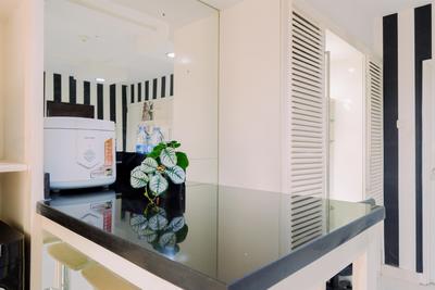 Apartemen 18 Residence Taman Rasuna - Good Place and Comfy 1BR at 18 Residence Taman Rasuna Apartment By Travelio
