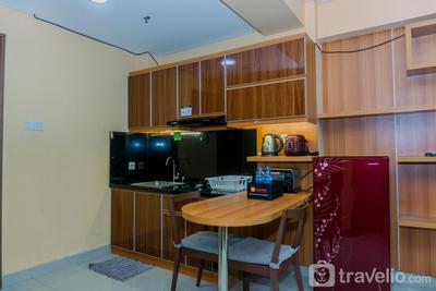 Apartemen Callia - Well Furnished and Cozy 1BR at Callia Apartment By Travelio
