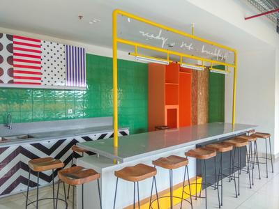 Apartemen Dave - Comfortable and Well Furnished Studio Dave Apartment By Travelio