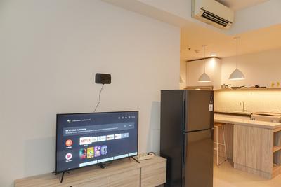 Apartemen West Vista - Comfy and Well Furnished 2BR West Vista Apartment By Travelio