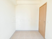Apartemen Meikarta - Unfurnished 2BR with AC at Living Room Meikarta Apartment By Travelio